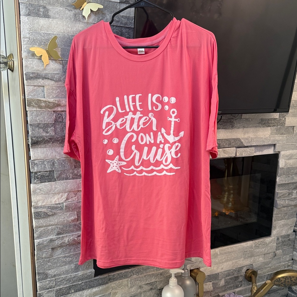 SHEIN Pink Graphic Short Sleeve Tee